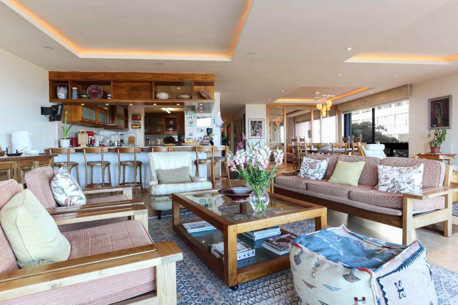 4 Bedroom Property for Sale in Sea Point Western Cape